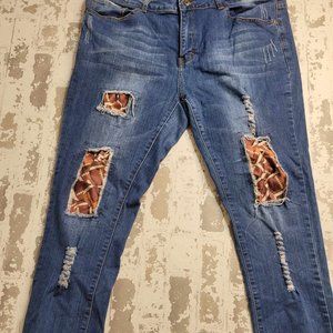 2416 L&B Distressed Football Women's Jeans Size 18‎